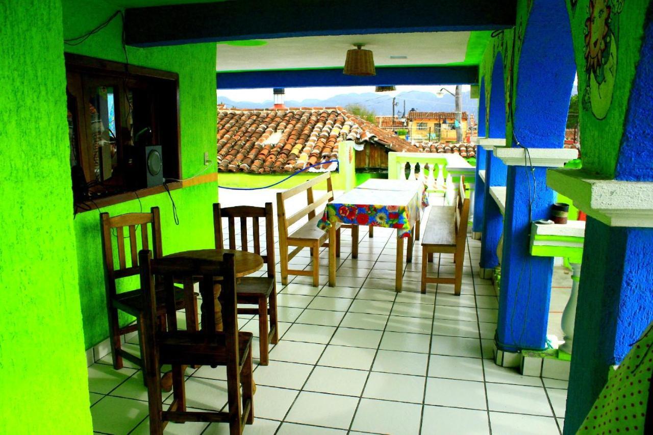 Iguana Hostel San Cristobal de las Casas Exterior photo